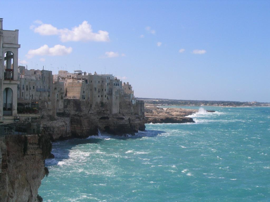 Hotel Via Roma 224 Polignano a Mare Zewnętrze zdjęcie